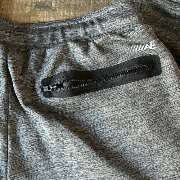 American Eagle sweatpants joggers zippered pockets marbled gray size M - Picture 4 of 5